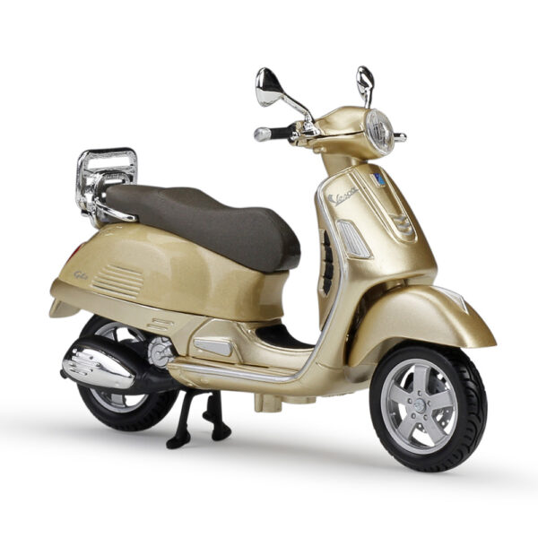 Maisto 1:18 Vespa GTS 300(2017)